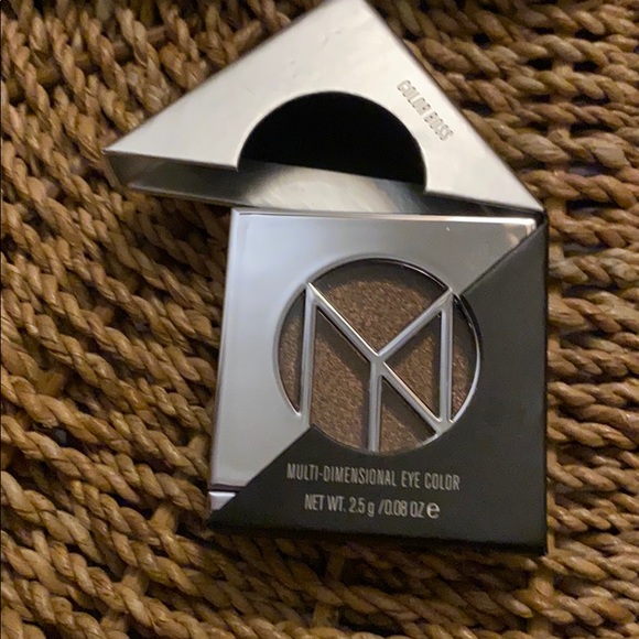 Makeup bundle! Eyeshadow and liner! Il Makiage - Picture 5 of 6